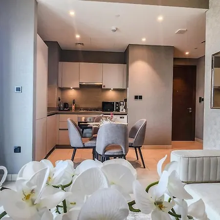 Stay By Latinem Luxury 1Br Holiday Home Cvr A1410 Near Burj Khalifa Dubai Exterior photo